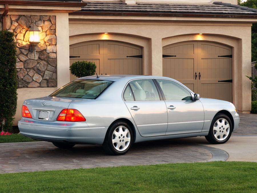  Lexus LS430 2000 года  (фото 5 из 16)